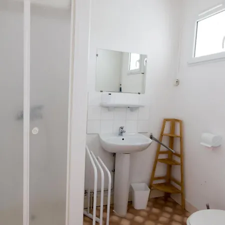 Entre Centre Et Thermes Avec Wifi Et Parking - Fr-1-541-186 * La Roche-Posay