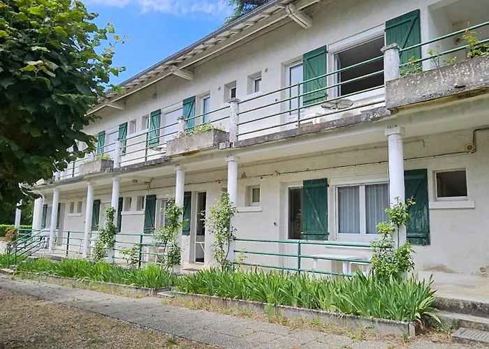 公寓 Entre Centre Et Thermes Avec Wifi Et Parking - Fr-1-541-186 拉罗什波赛